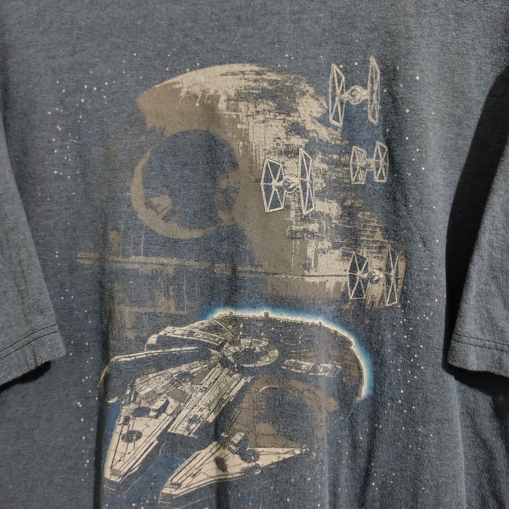 4 Star Wars Graphic T-Shirts - Lot - Picture 4 of 4